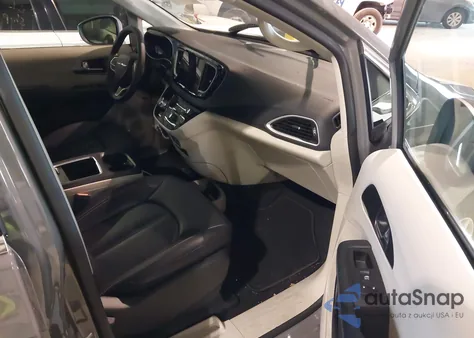 2023 Chrysler Pacifica Touring L из США, поврежденный, VIN 2C4RC1BG8PR581505